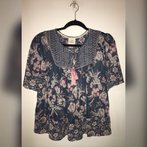 Super Cute Women’s Blouse